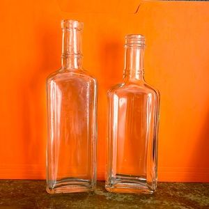Set 2 antique vintage medicine apothecary bottles